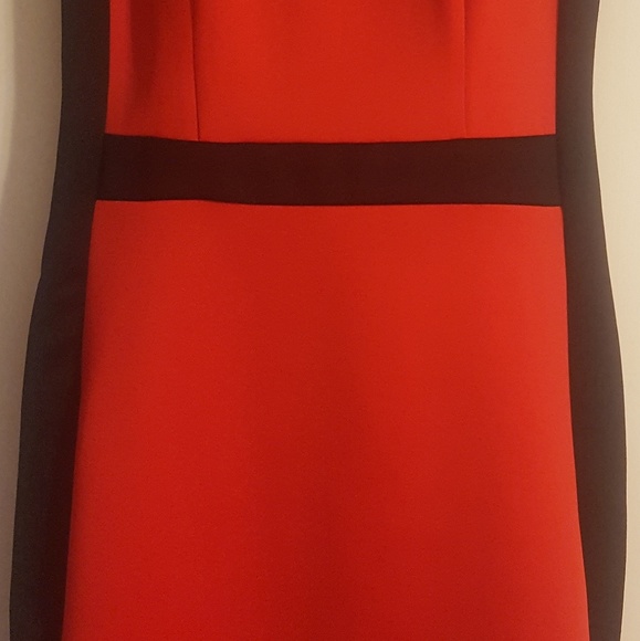 Dress - Picture 5 of 5